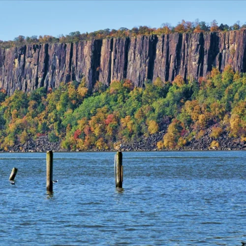 Palisades-Hudson-River-New-York