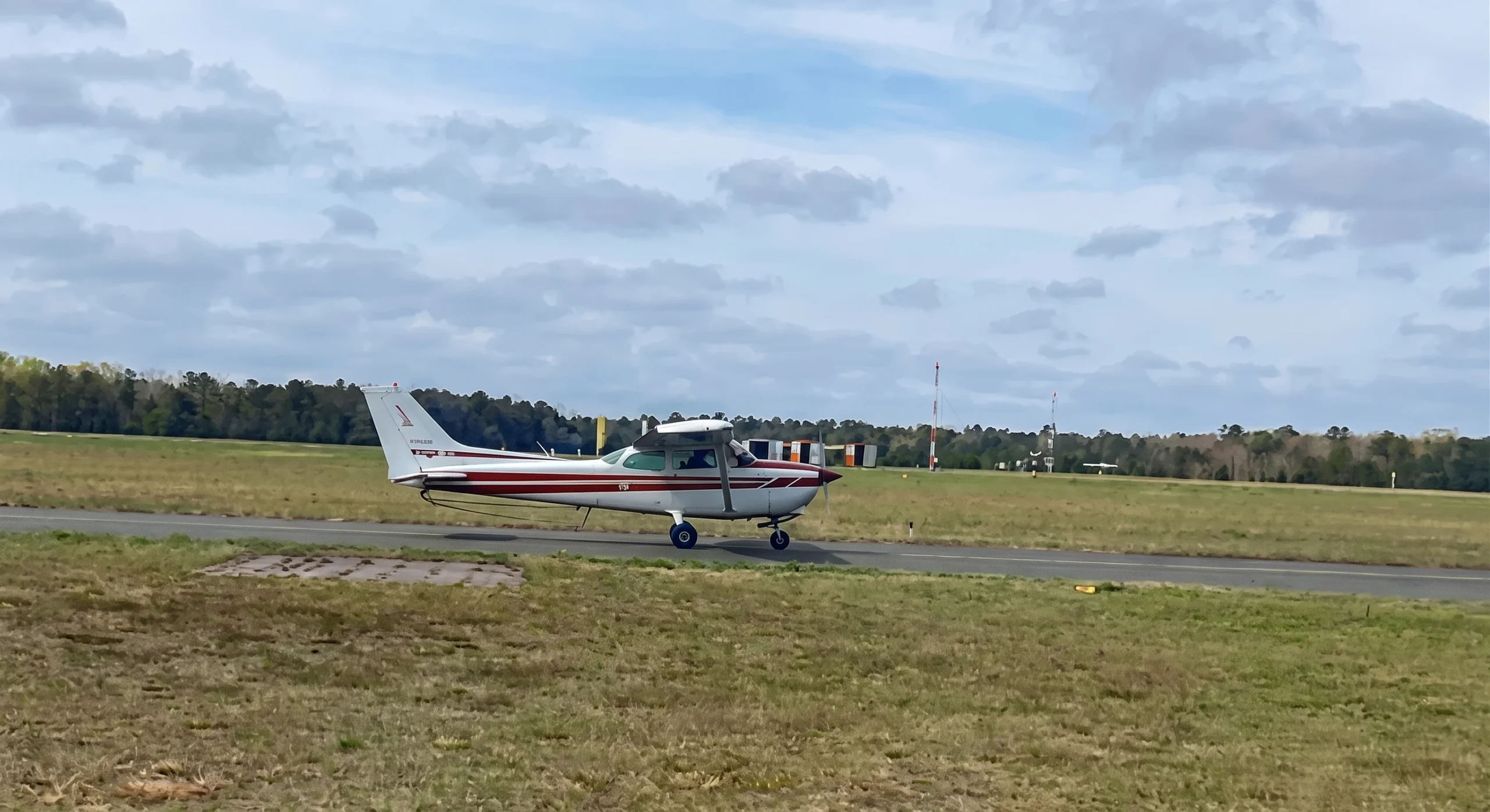Eagle's Nest Airport